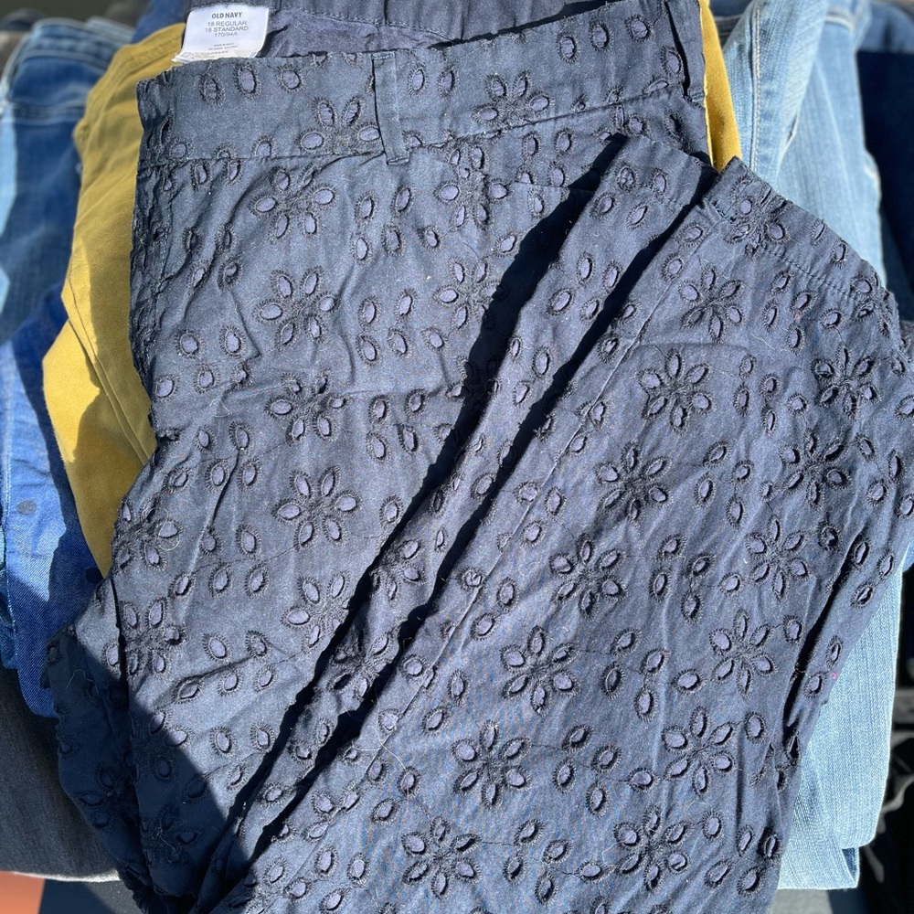 Old Navy Pixie pants